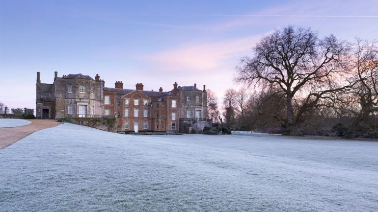 A sparkling and colourful Christmas at National Trust