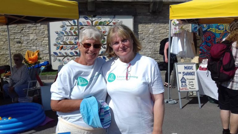Swanage Fete Raises Funds For Lewis-Manning Hospice