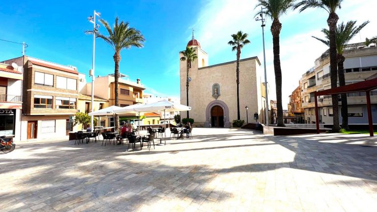 Vistacasas invites you to San  Miguel de Salinas on the Costa Blanca, where paradise awaits you!