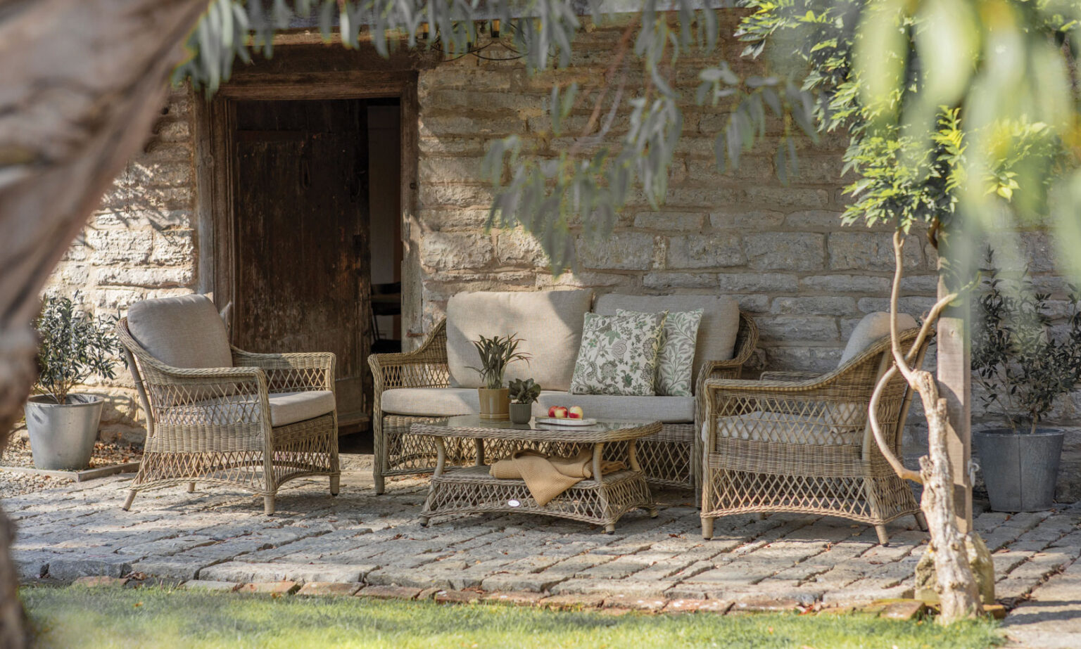 Create an outdoor sanctuary – Dorsets no1 FREE Property & lifestyle ...
